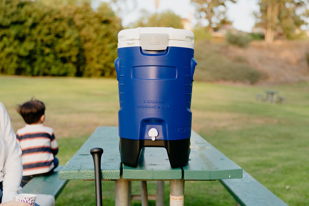 TERMO IGLOO AZUL C/RUEDAS 5 GLNS 42185