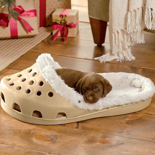 CAMA PARA MASCOTA TIPO CROCS 77X34X18CM SU-P701-014